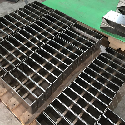 एसएस 304 शीट मेटल प्रोटोटाइप सीएनसी टर्निंग वेल्डिंग लेजर कटिंग एंड बेंडिंग